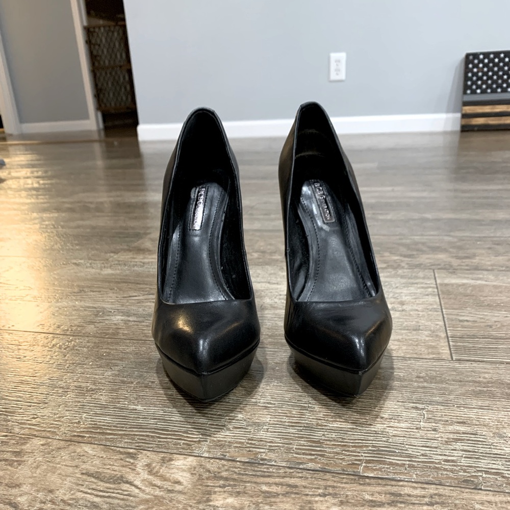 BCBG Black leather platform heel